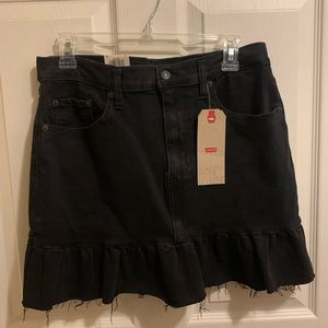 New W Tags Levi’s Denim Skirt